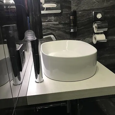Loft * Σιρμιόνε